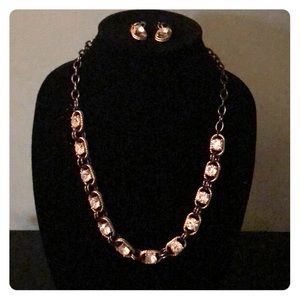 Elegant necklace and earrings